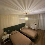 Esmeralda House Com Garagem Privada *