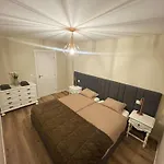 דירה Esmeralda House Com Garagem Privada *