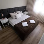 Esmeralda House Com Garagem Privada * Braga