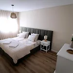 Esmeralda House Com Garagem Privada * Braga