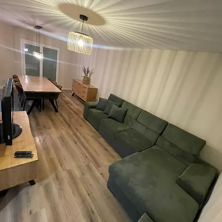 Esmeralda House Com Garagem Privada *