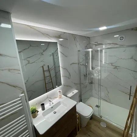 Esmeralda House Com Garagem Privada Appartamento Braga