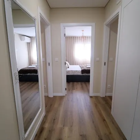 Esmeralda House Com Garagem Privada * Braga