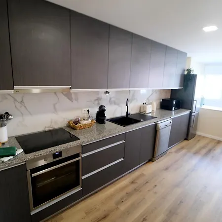 Esmeralda House Com Garagem Privada *