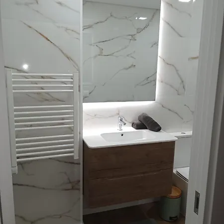 Esmeralda House Com Garagem Privada Apartment