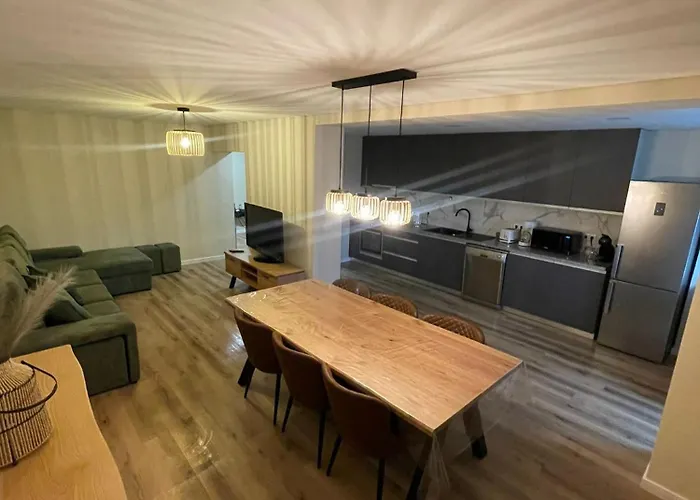 Esmeralda House Com Garagem Privada Braga