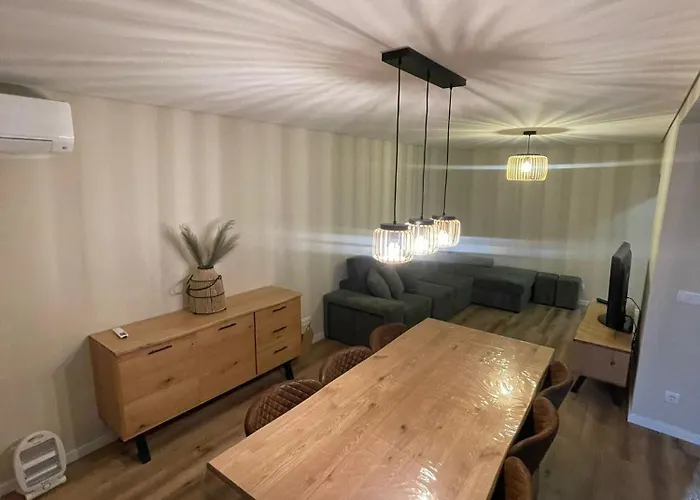 Esmeralda House Com Garagem Privada Apartment